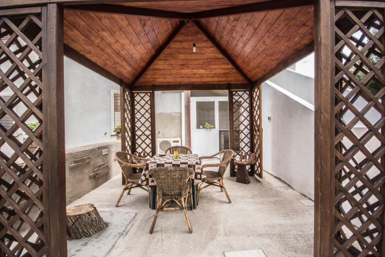 Casa Vacanza Il Mandorlo Domusnovas Экстерьер фото