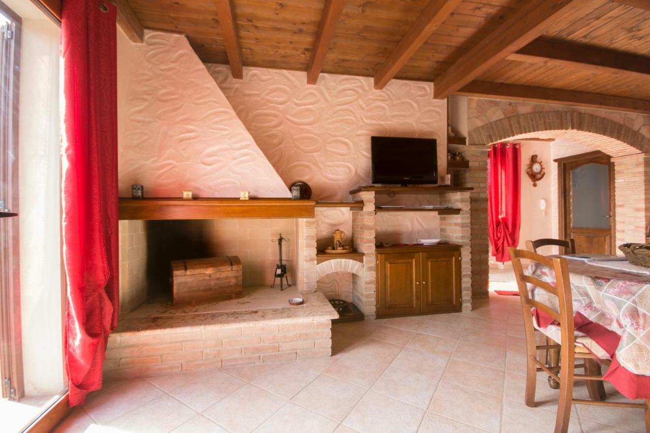 Casa Vacanza Il Mandorlo Domusnovas Экстерьер фото