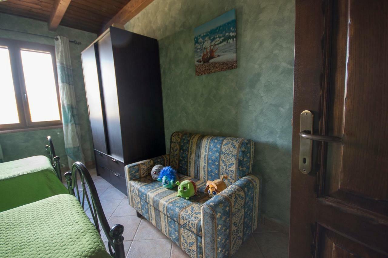 Casa Vacanza Il Mandorlo Domusnovas Экстерьер фото